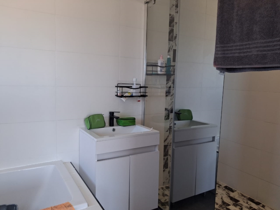 3 Bedroom Property for Sale in Bot River Avenues Western Cape